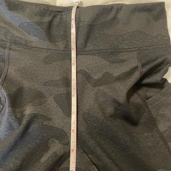 Aeropostale black camo leggings - Picture 7 of 9